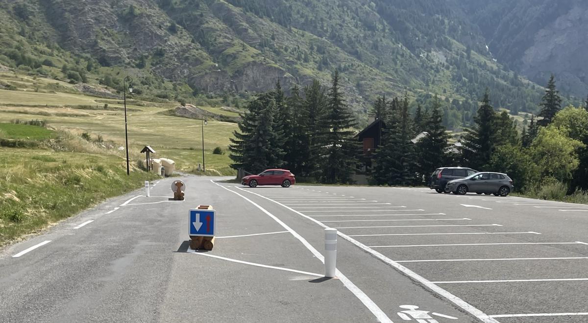 Chicane et marquage La Chalp